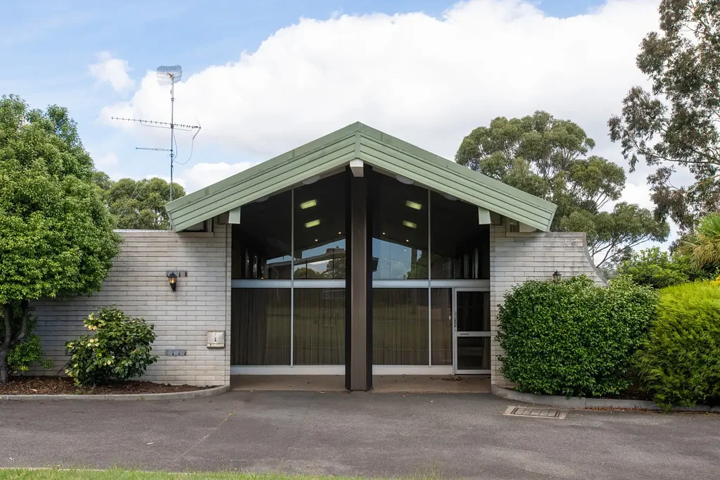 George Town 10 Bedroom Rare as hens teeth - Mixed use opportunity on 3715m2