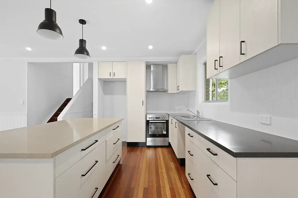 5 Lorraine Court, Lawnton, QLD 4501