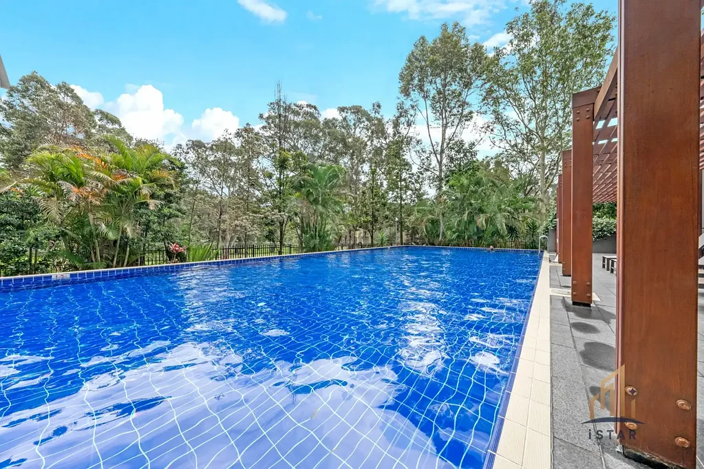 Macquarie Park 1ਬੈੱਡਰੂਮ Elevated One Bedroom + Study with Sweeping District Views