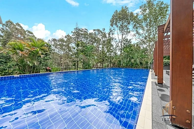 Macquarie Park 1Zimmer Elevated One Bedroom + Study with Sweeping District Views
