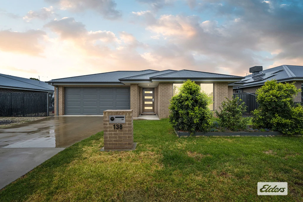 138 Read Street, Howlong, NSW 2643