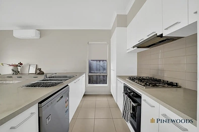 5 Koukoura Drive, Epping, VIC 3076, 4房, 3浴, House