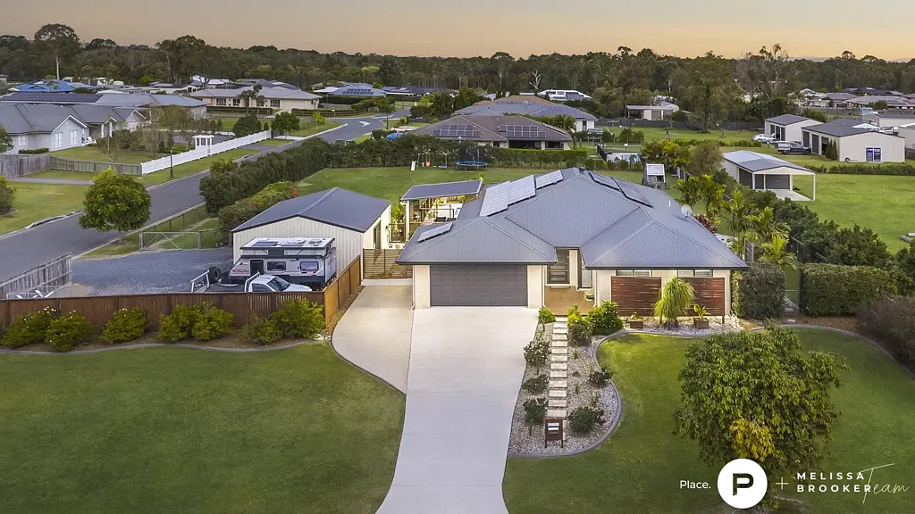 Caboolture 4房 Madison Ridge 的华丽住宅、泳池和梦想棚屋 Gorgeous house, pool, dream shed in Madison Ridge