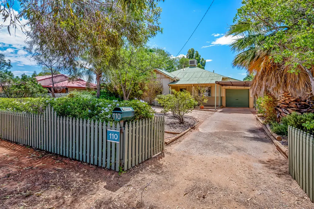 110 Lyall Street, Lamington, WA 6430
