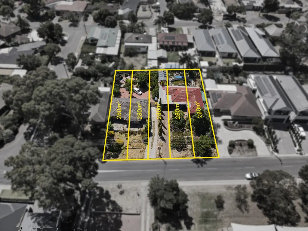 Athelstone 6غرفة نوم A huge development opportunity awaits for 5 Torrens Title Allotments - Approval Granted!