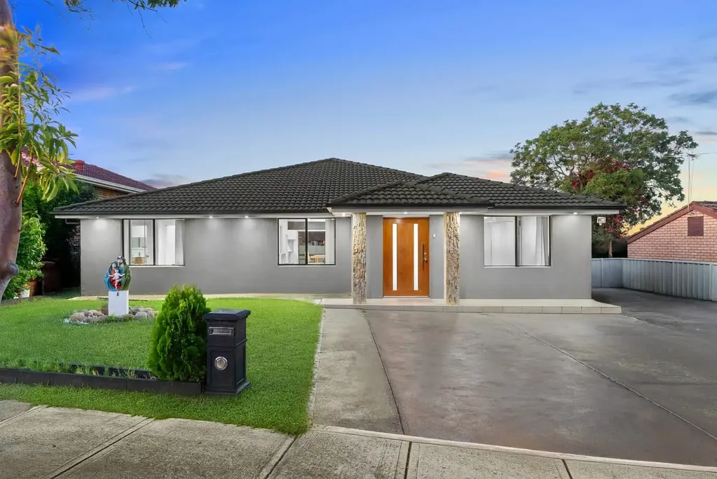 Modern Family Home in a Prime Edensor Park Location