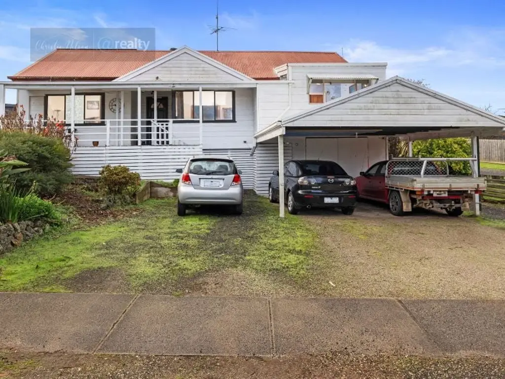 Leongatha 5غرفة نوم Two homes for the price of one!
