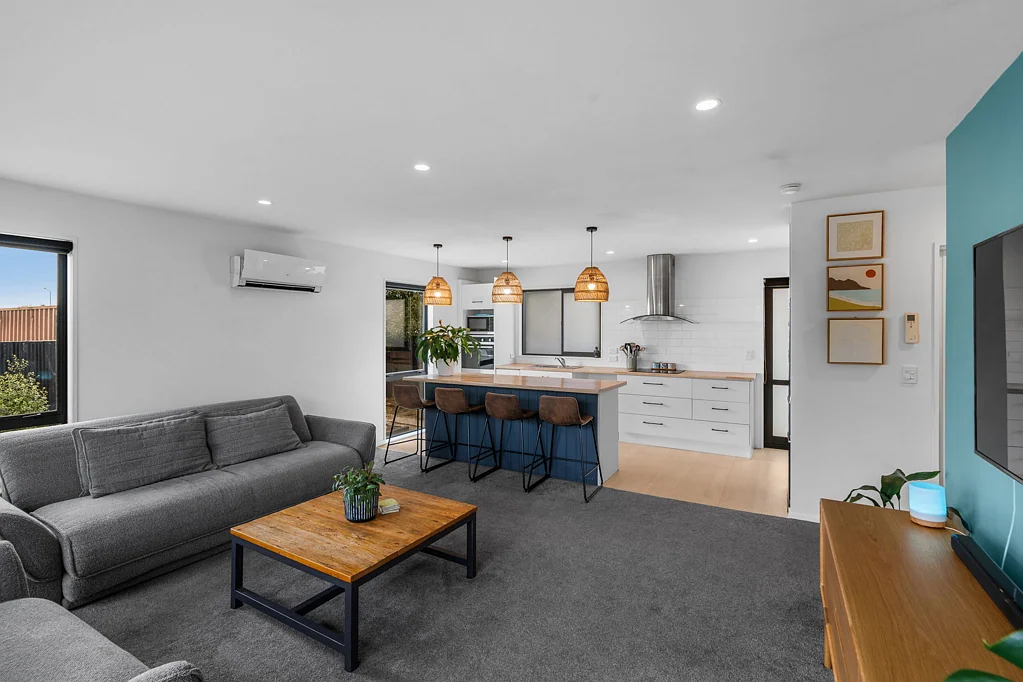 Aranui 3ਬੈੱਡਰੂਮ Need Space, Style, and A Huge Garage?