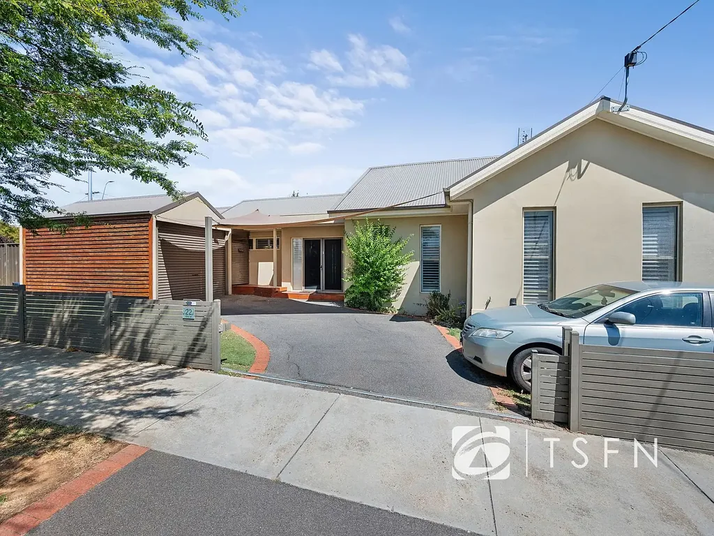 Flora Hill 3 Bedroom ATTENTION FIRST HOME BUYERS OR INVESTORS LOCATED IN FLORA HILL