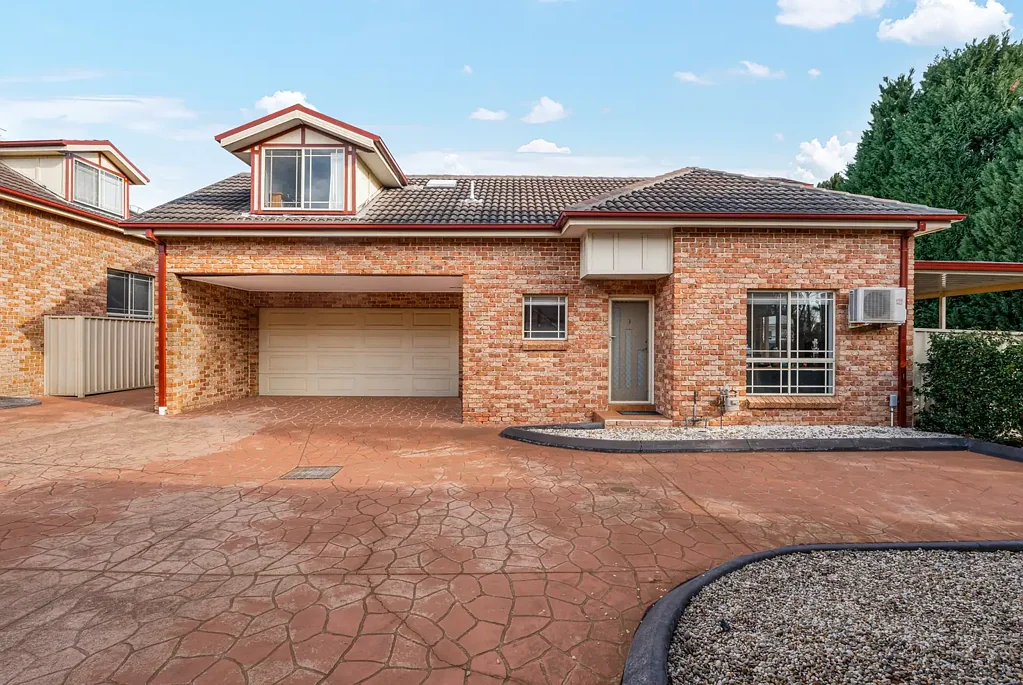 St Marys 3ਬੈੱਡਰੂਮ Free Standing 3 Bedroom Townhouse! | 284sqm of land!!!