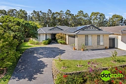38 MacDougall Crescent, Hamlyn Terrace