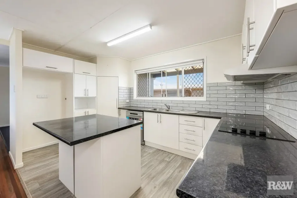 Spacious Family Home with Solar Power in Bundaberg's Medical Precinct