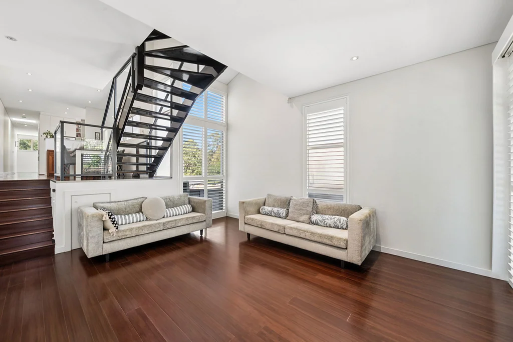 Gladesville 3 Bedroom Modern Family Living with Green Bush Outlook