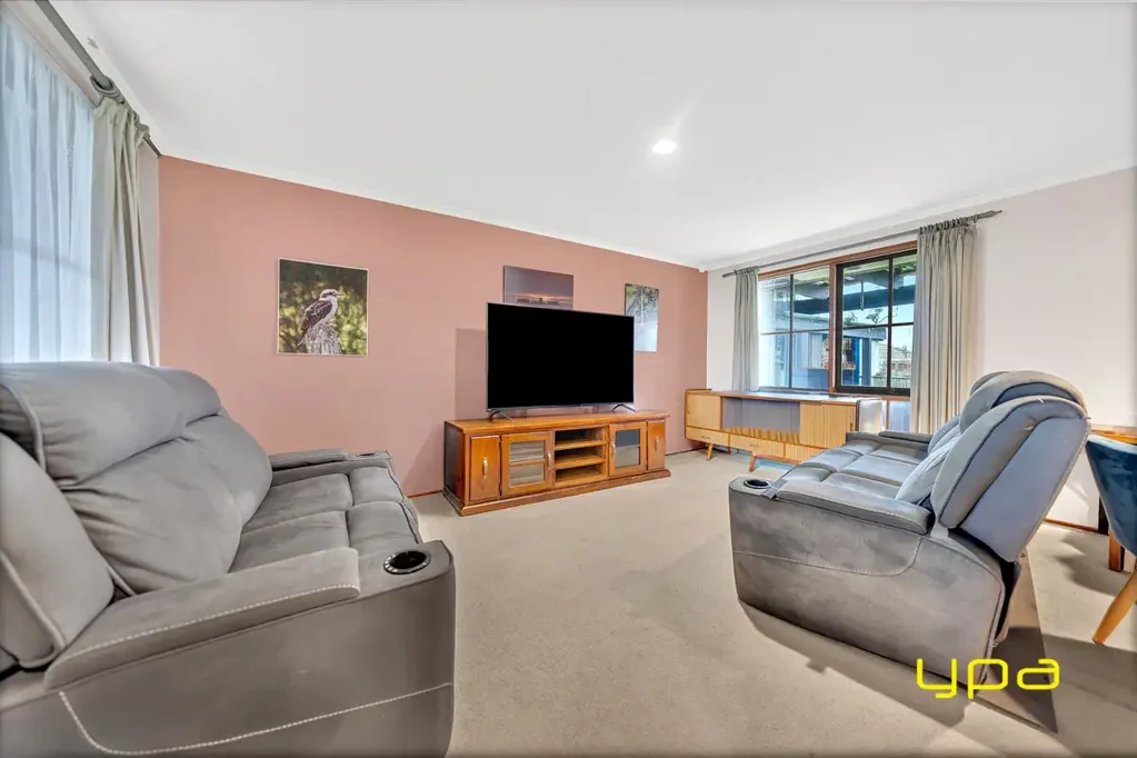 Cranbourne 3Zimmer A Generous Block with Plenty to Offer