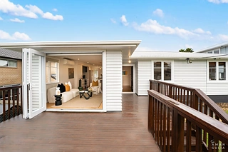 45 Lynwood Road, New Lynn, Waitakere City