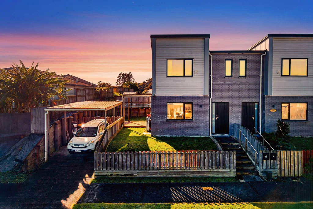 Papakura 3બેડરૂમ Modern Living with Stunning Views