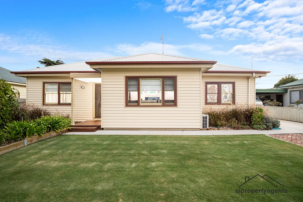 52 Bennett Road, Horsham, VIC 3400