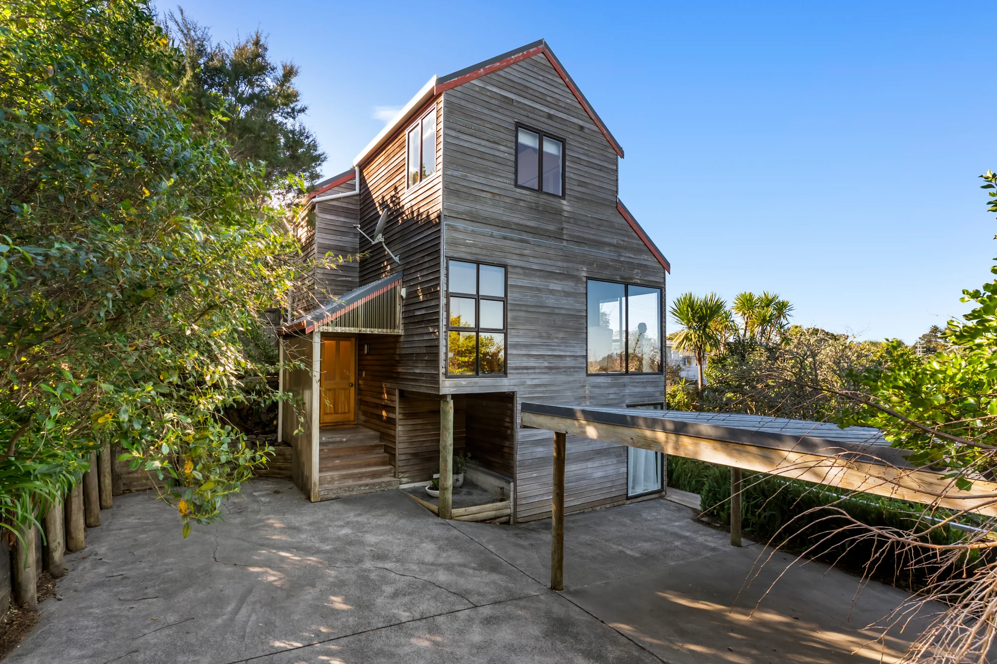 Birkenhead 3chambre Vista Views. Village Convenience!