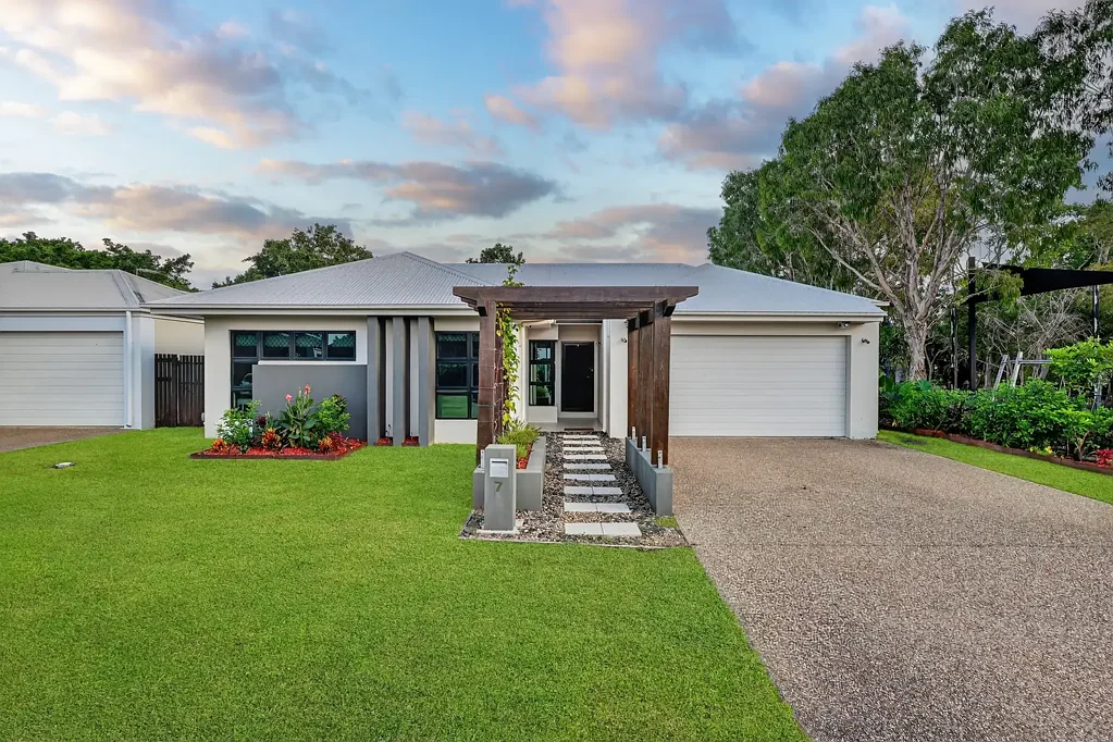 7 Kahana Avenue, Burdell, QLD 4818