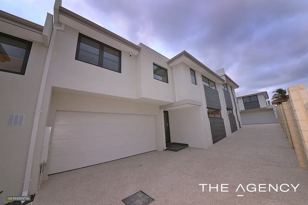 2/32 Harris Street, Bicton, WA 6157