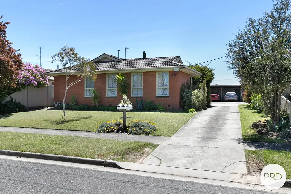 10 John Street, Wendouree, VIC 3355