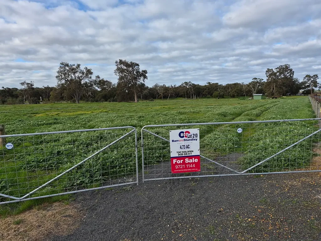 Crooked Brook  RURAL LIFESTYLE CLOSE TO BUNBURY