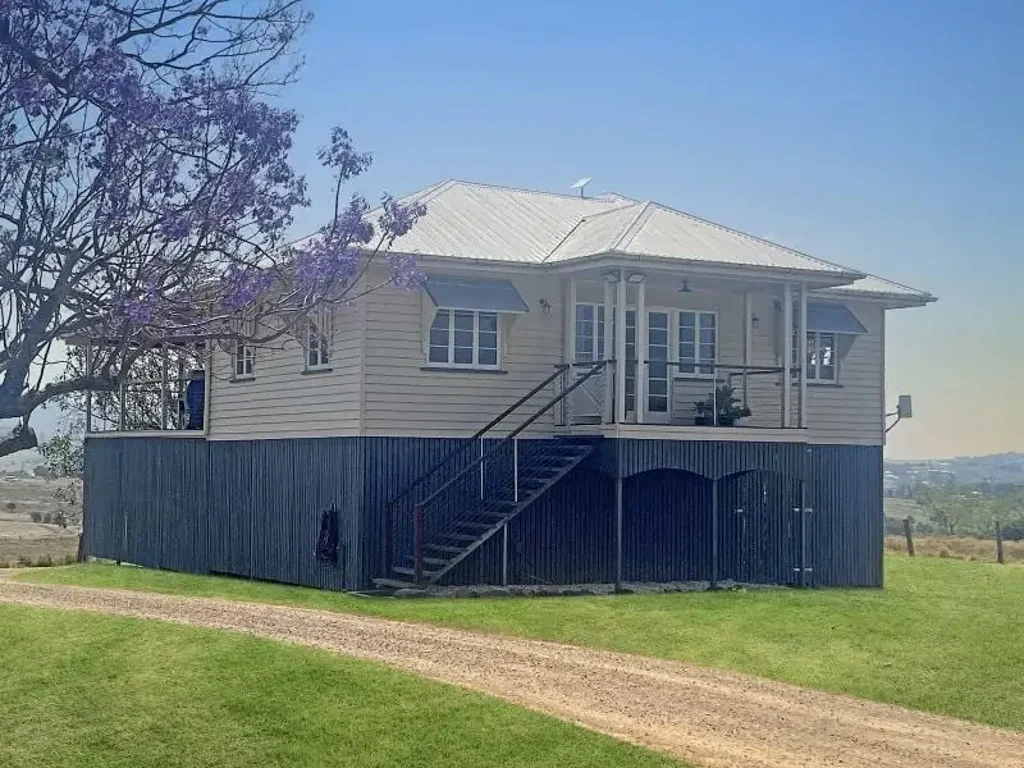 Milford Sweet Little Hobby Farm with Views, Water & Room for Horses — 40 Acres