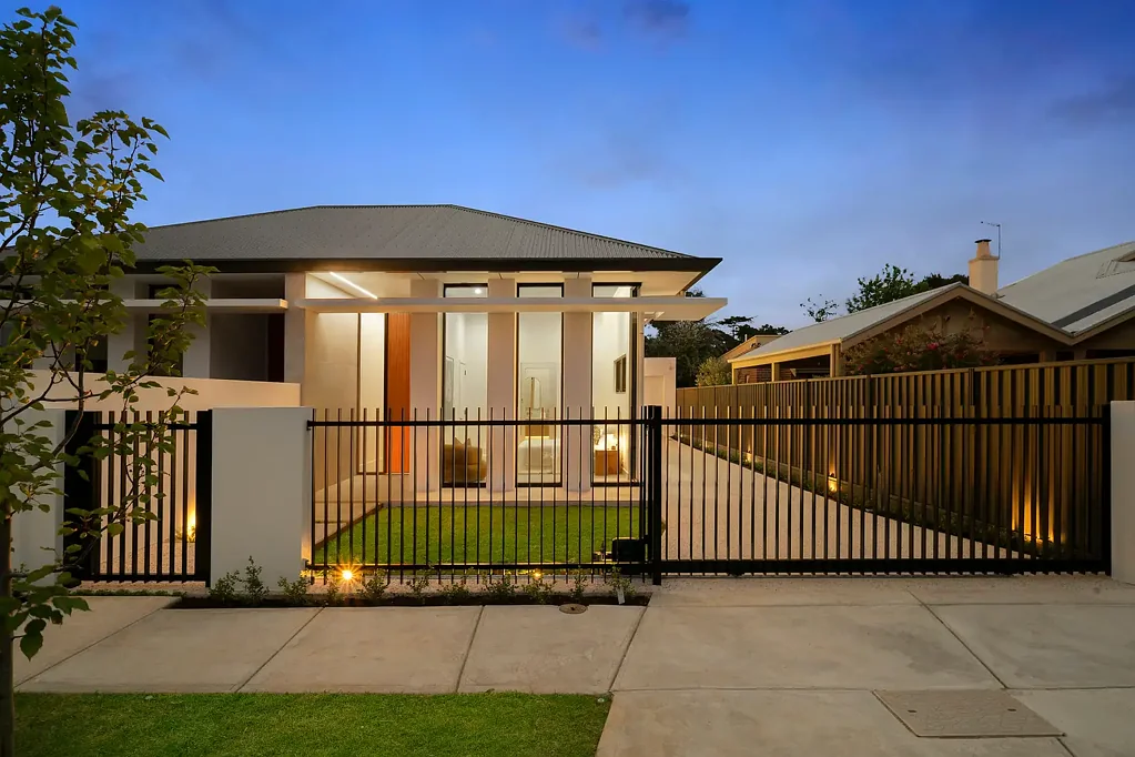 St Morris 4ਬੈੱਡਰੂਮ Stunning Architectural Residence: Unrivalled Design and Superior Space