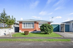 38 Karaka Crescent, Levin