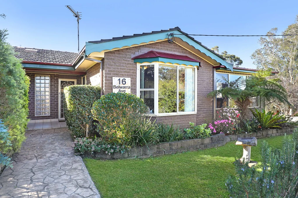 16 Belwarra Avenue, Figtree, NSW 2525