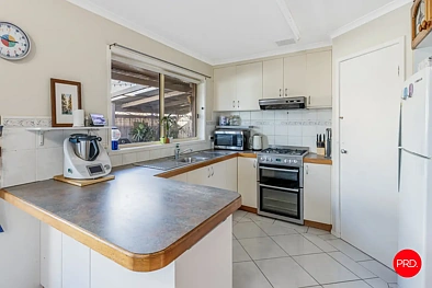 2 Timberview Terrace, Kangaroo Flat, VIC 3555, 4房, 2浴, House