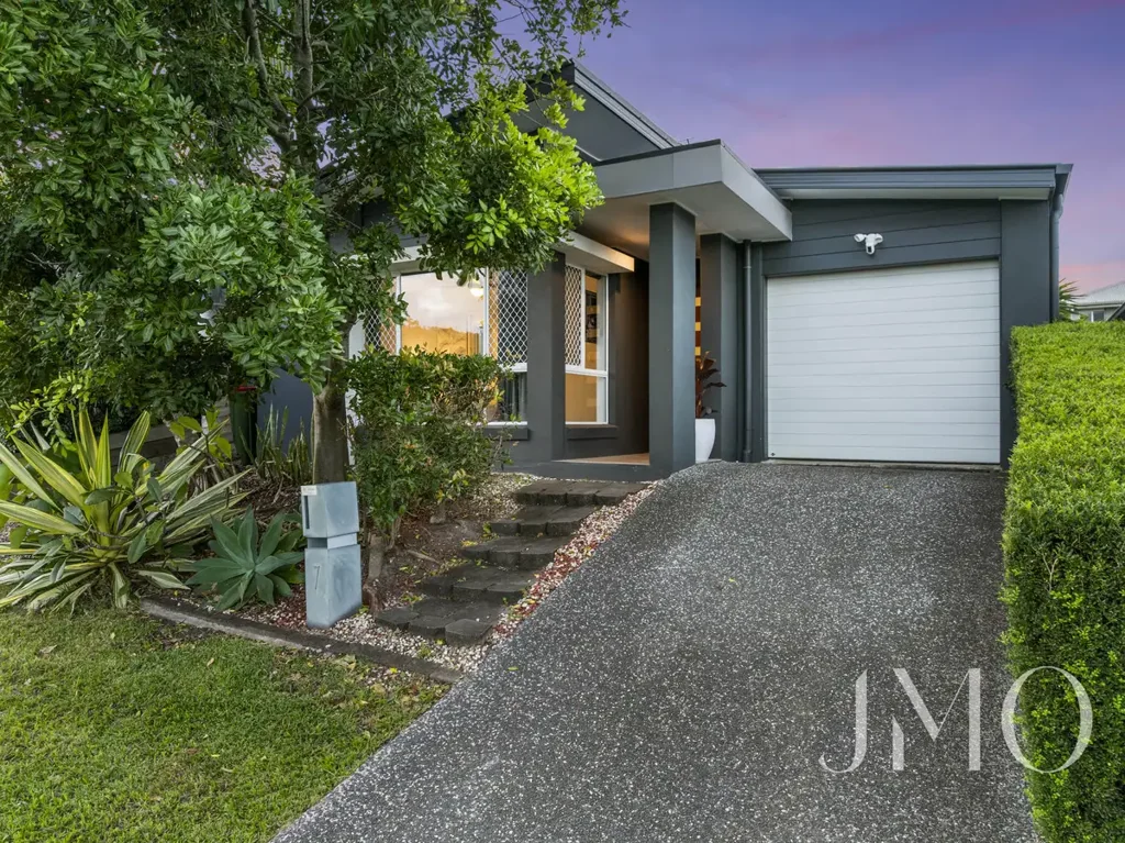 7 Gresswell Crescent, Upper Coomera, QLD 4209