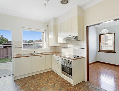 16 McKinnon Avenue, Five Dock, Inner West, 3房, 1浴, House