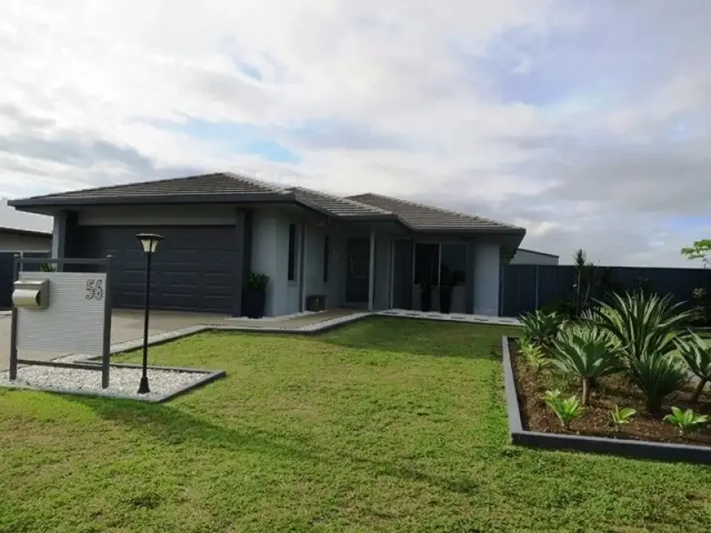 Marian 4Kwarto BIG BLOCK. BIG SHED. INCOME NOW. YOUR HOME LATER.