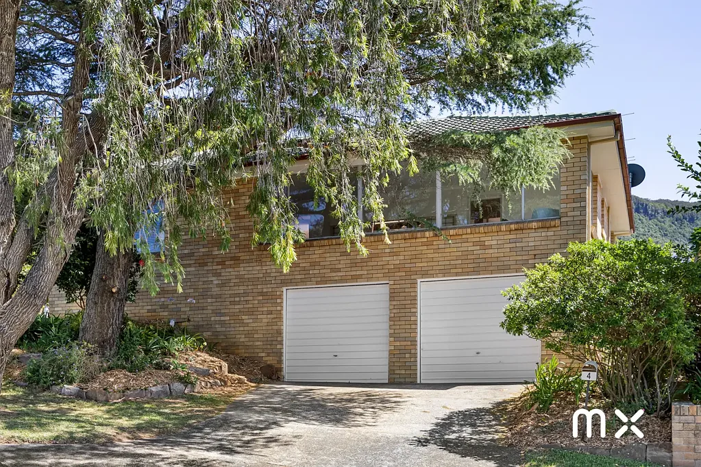 4 Palm Grove, Thirroul, NSW 2515
