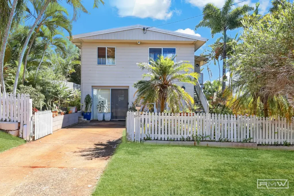 Taranganba 3Moenga Character, Ocean Views & Versatile Living in Taranganba