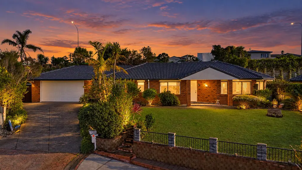 Orewa 4 Bedroom A Private Elevated Slice of the Orewa Lifestyle!