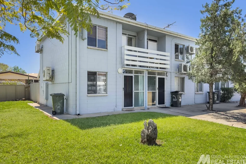 2/8 Lovegrove Drive, Araluen, NT 870