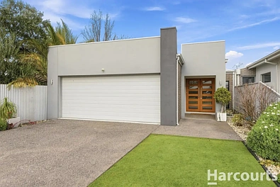 Horsham 3 Slaapkamer Immaculate Central Townhouse