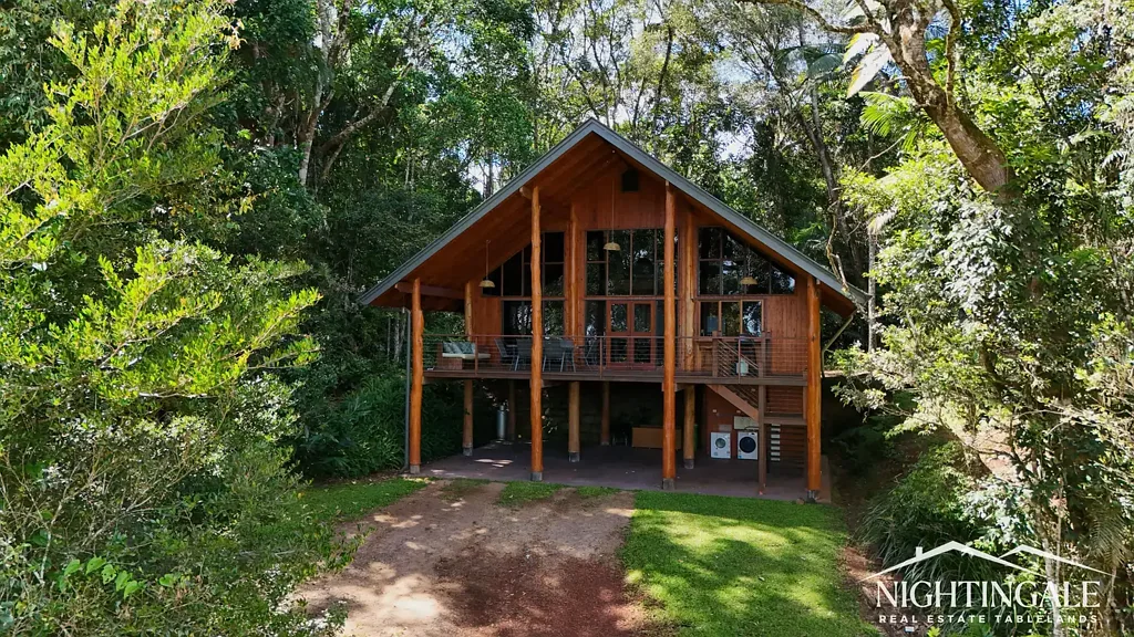 Tarzali 3ਬੈੱਡਰੂਮ Rainforest Retreat I Stunning Pole Home I Ithaca River
