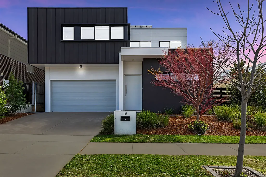 18 Vellacott Street, Denman Prospect, ACT 2611