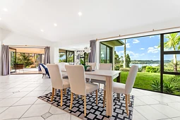 5 Glance Street, Sandspit