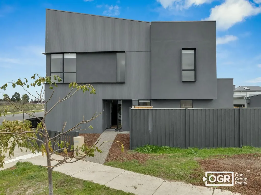 MODERN PROPERTY FOR LEASE!