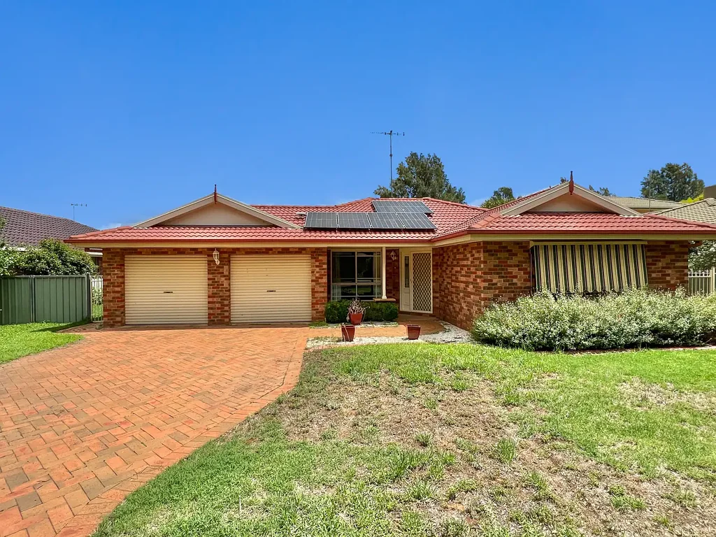 5 Angeleish Avenue, Parkes, NSW 2870