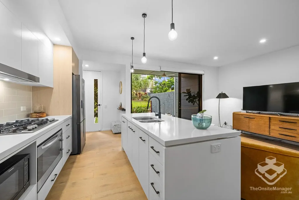 Hurry, won't last ... Premium Vida Complex with Resort-Style Pool - Elegant 4-Bedroom Townhouse
