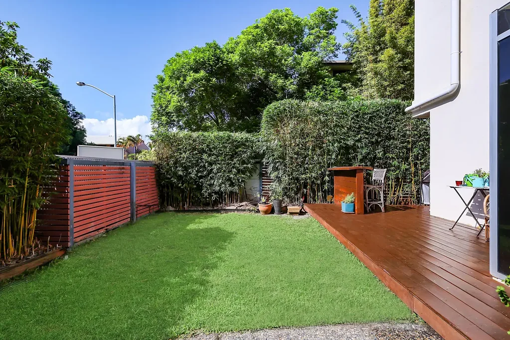 Palm Beach 2房  Fully Renovated with Private Yard