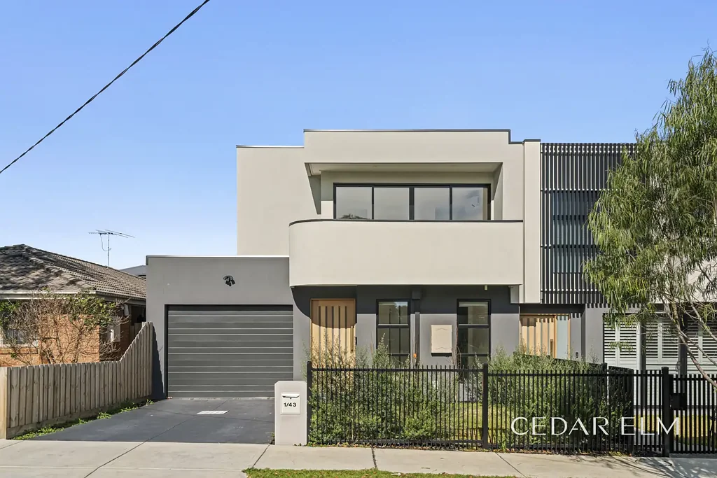 Stylish Three-Bedroom, Three-Bathroom Townhouse in Boutique Complex