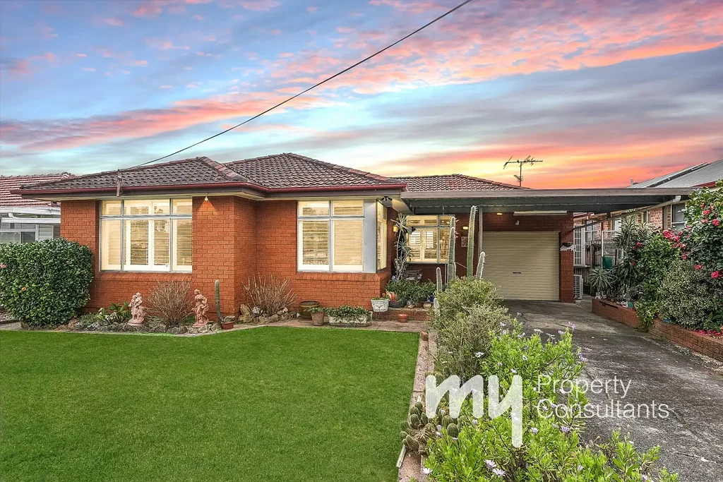 Narellan 3 Bedroom POSITIONED WITH LOTS OF POTENTIAL!