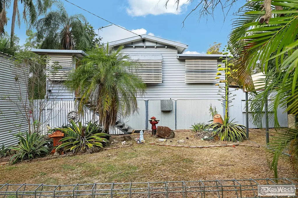 Port Curtis 2部屋 1174m2 FENCED ALLOTMENT. SHEDS. CLOSE TO ALL AMENITIES.