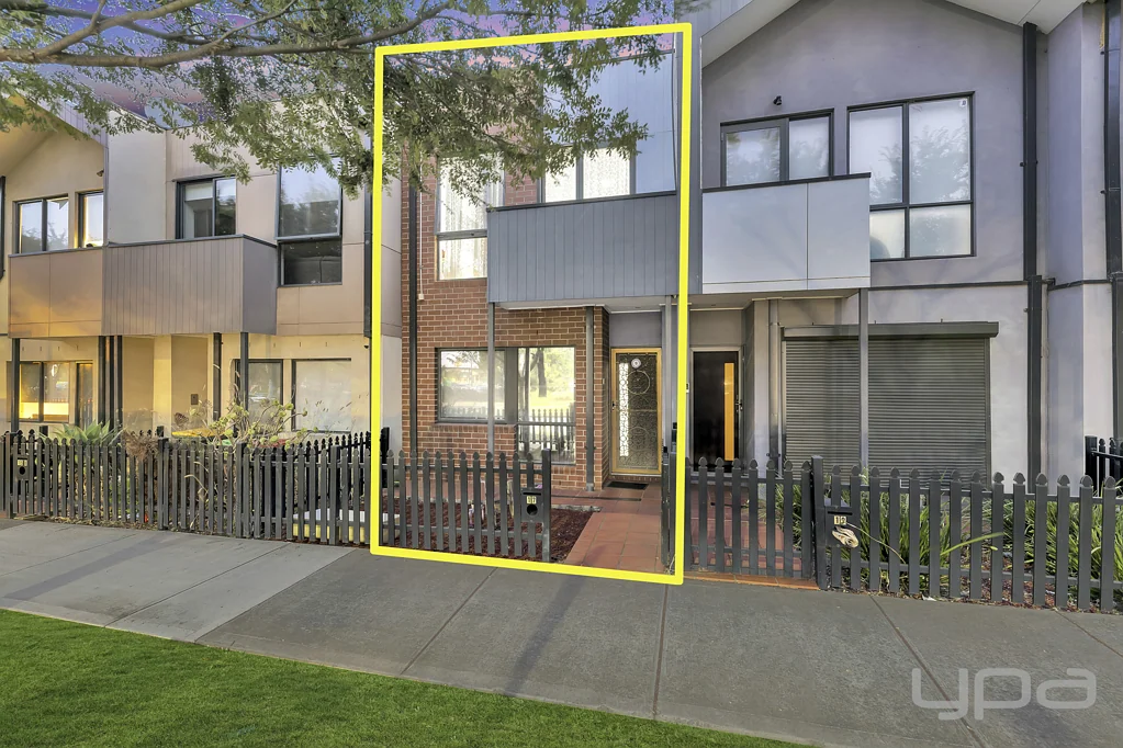 17 Huntington Drive, Craigieburn, VIC 3064